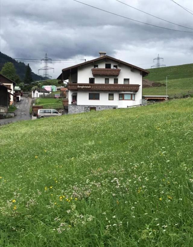 Ferienhaus Bergkristall بيتنيو آم أرلبرغ المظهر الخارجي الصورة